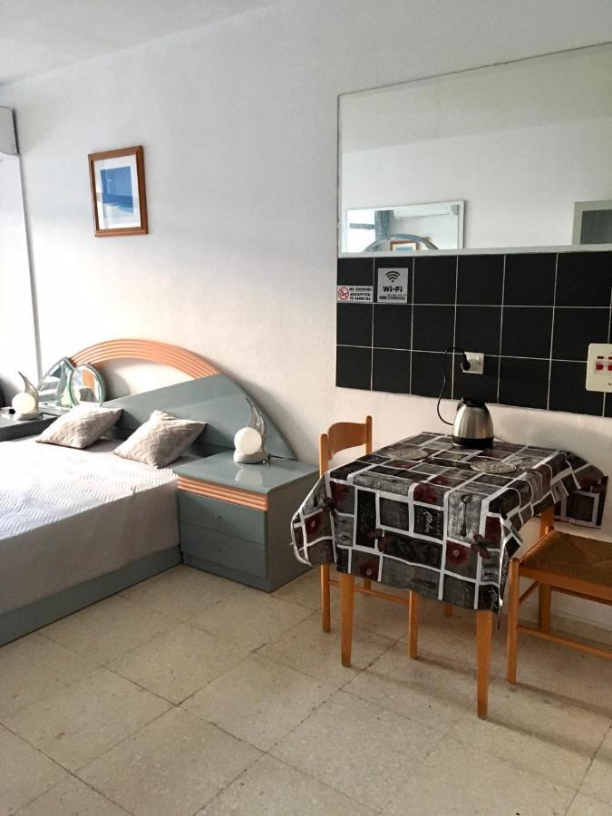 Sunset Seaview Studio Apartment Paphos Exterior photo